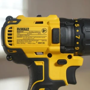 Máy khoan vặn vít dùng pin DeWalt DCD777D2-B1