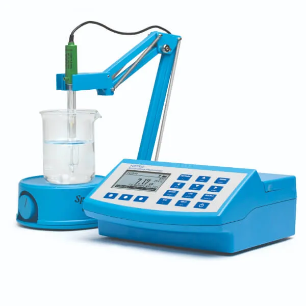 Máy quang đo đa chỉ tiêu trong thủy sản Hanna HI83303-02